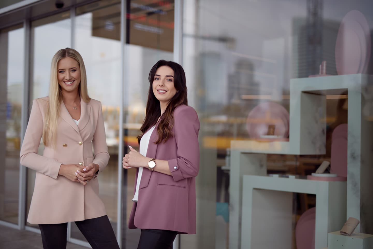 Kampania rekrutacyjna dla Adecco x Phillip Morris